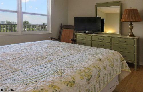 Eden House #ph2 Apartment