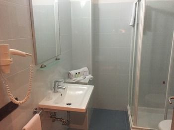 Hostal Hotel Motel Galaxy