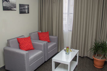 Hotel Maria Jose Suites