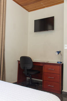 Hotel Maria Jose Suites