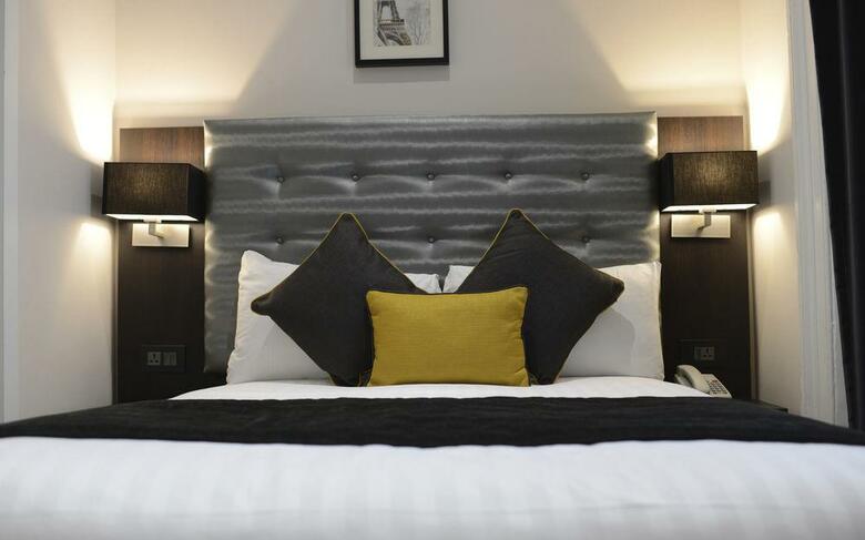 Airways Hotel Victoria London