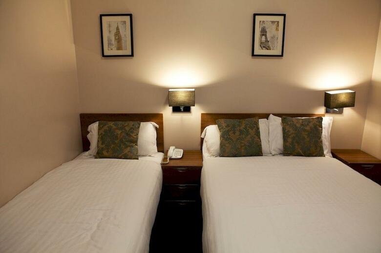 Airways Hotel Victoria London