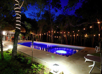 Aparthotel Akumal Chic At Lot 49