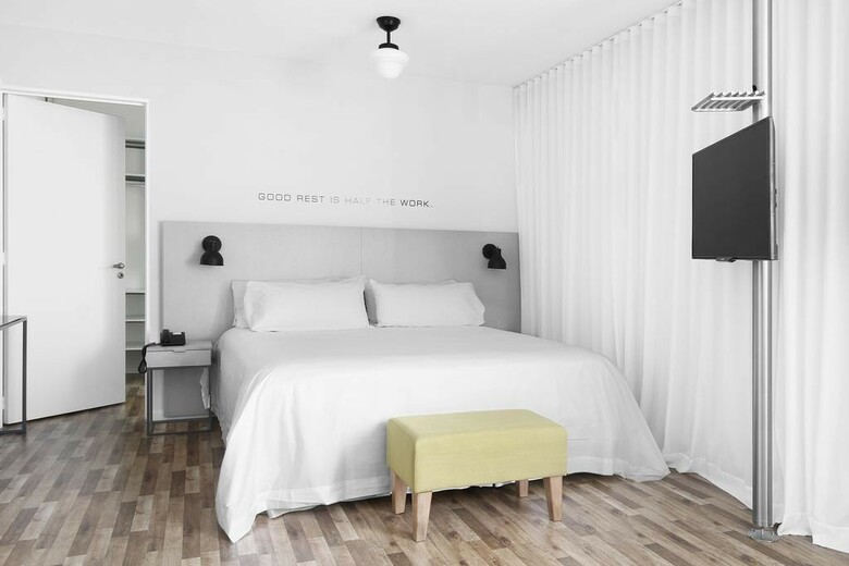 Hotel Madero Urbano Studios