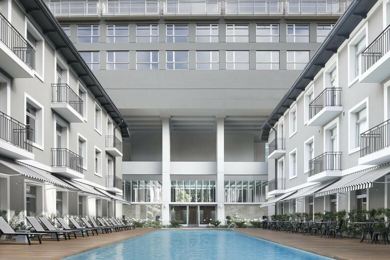 Hotel Madero Urbano Studios