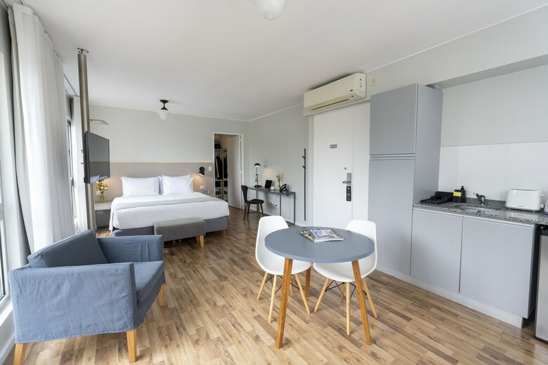 Hotel Madero Urbano Studios