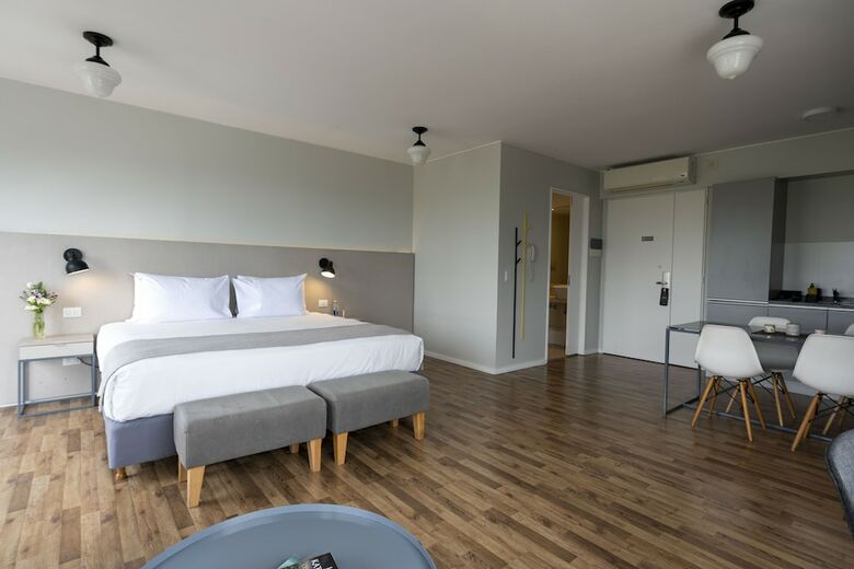 Hotel Madero Urbano Studios