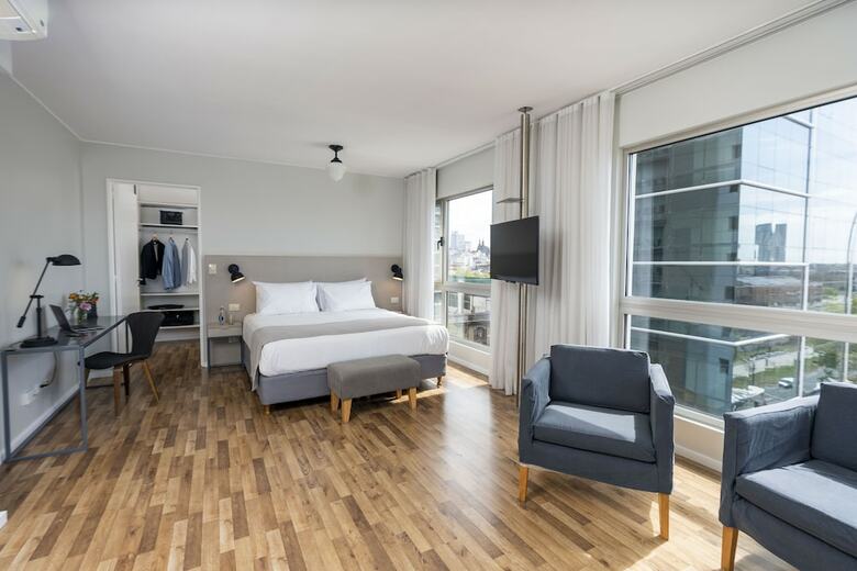 Hotel Madero Urbano Studios