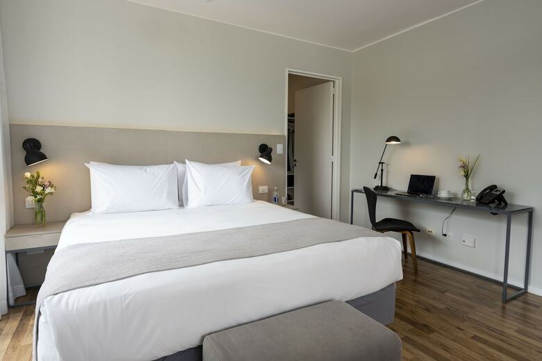Hotel Madero Urbano Studios