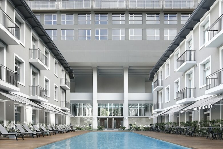 Hotel Madero Urbano Studios