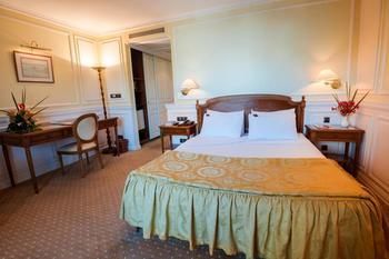Hotel H�tel Colbert Spa & Casino