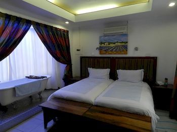 Hotel Sleepers Villa