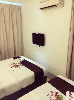 Apple 1 Hotel Queensbay