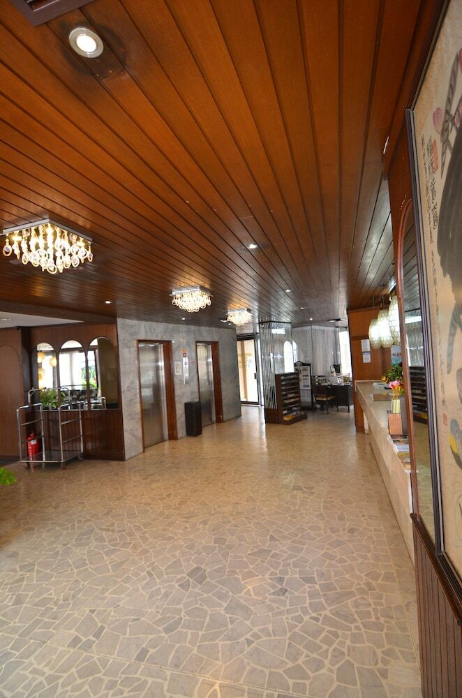 Oriental Hotel