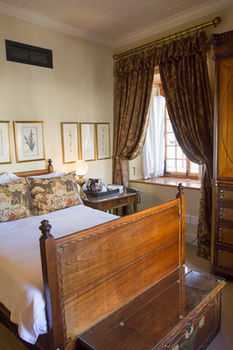 Dutch Manor Antique Hotel