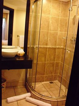 Bed & Breakfast Zawadi House
