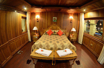 Royal Naypyitaw Hotel