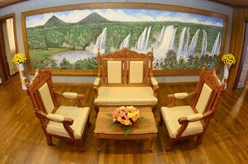Royal Naypyitaw Hotel