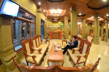 Royal Naypyitaw Hotel