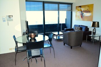 Aparthotel Southbank Apartments - Eureka Tower