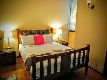 Sydney Harbour Bed & Breakfast
