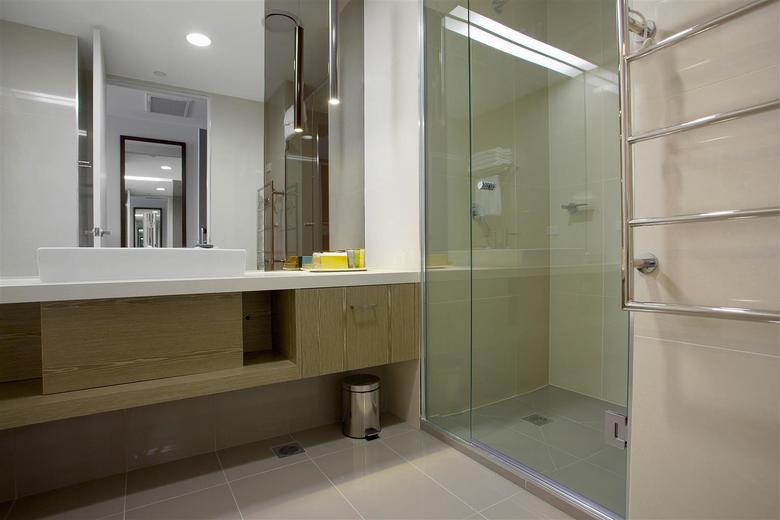 Best Western Premier Hotel 115 Kew