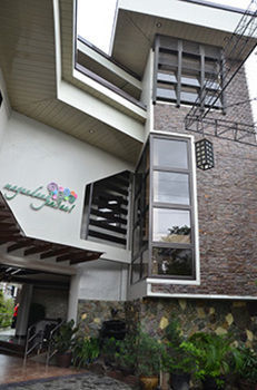 Stonewood Hotel