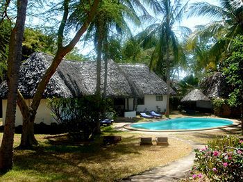 Hotel Driftwood Beach Club