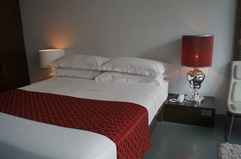 Hotel Valentine On George