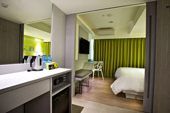 Hotel Fx Inn Kaohsiung Zhonghua Road Branch