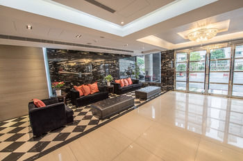 Golden Stone Hotel Mingxing