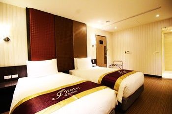 J Hotel