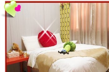 Hotel Liuhe Corner House 737