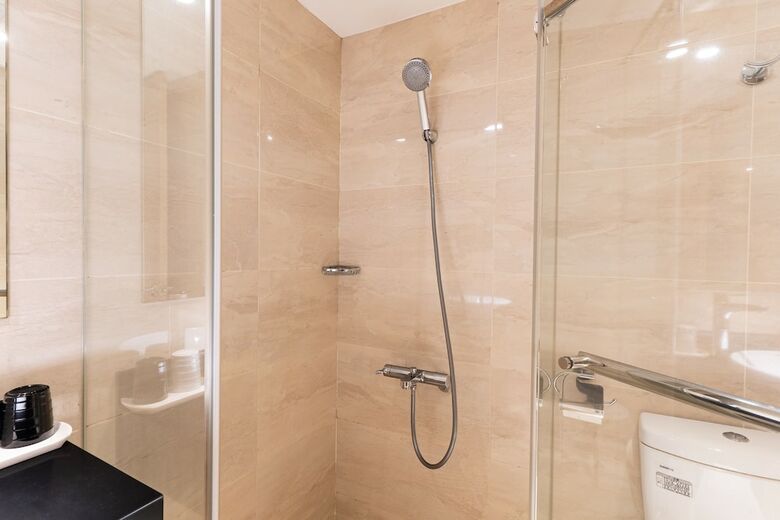 Hotel Regal Executive Suites