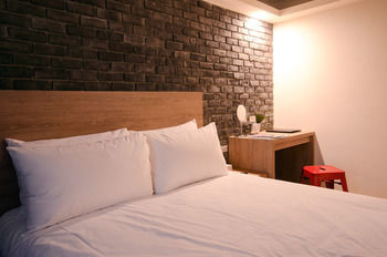Taichung Kiwi Express Hotel - Chenggong Rd