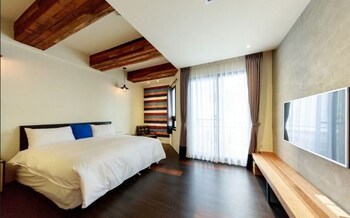 Hotel Treasury 301