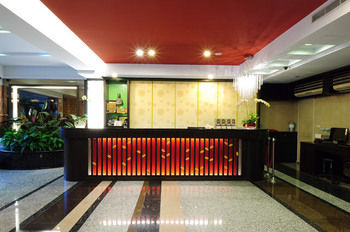Barons Hotel