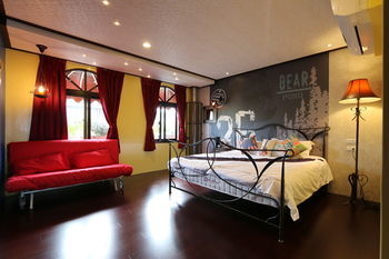Mystery 13 B&B