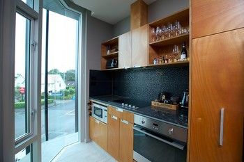 King And Queen Hotel Suites