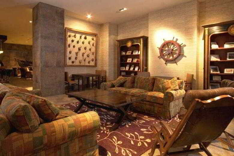 Hotel Cabo De Hornos