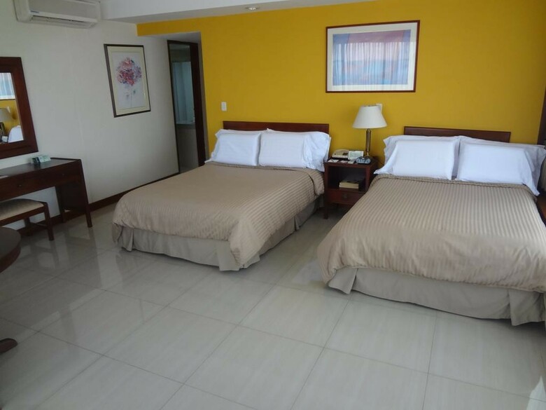 Hotel Torre De Cali Plaza