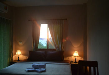 Hotel Phutubkaek View House