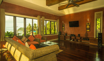 The Villa Hacienda