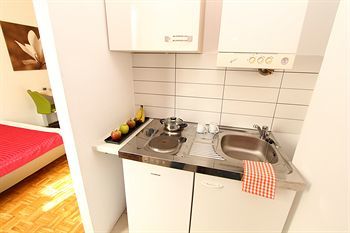 Checkvienna � Apartment Nordbahnstrasse