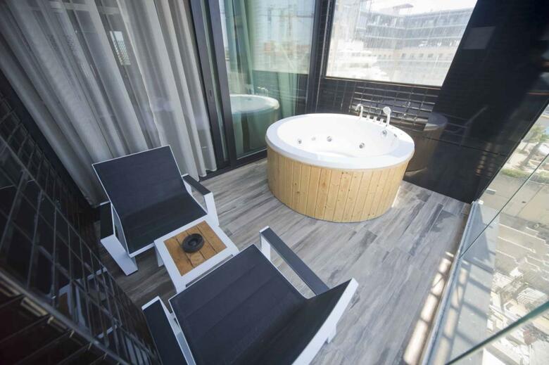 Hugo's Boutique Hotel