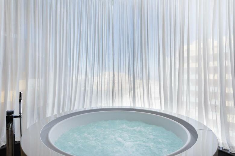 Hugo's Boutique Hotel