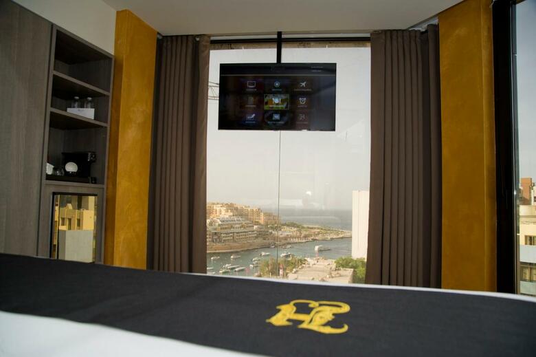 Hugo's Boutique Hotel