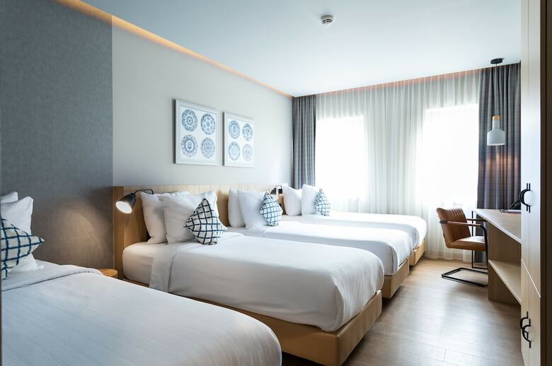 Urban Lodge Hotel