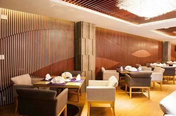 Iris Hotel