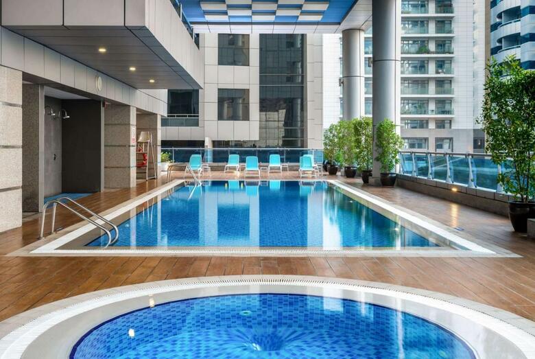 Hotel Ramada By Wyndham Dubai Barsha Heights